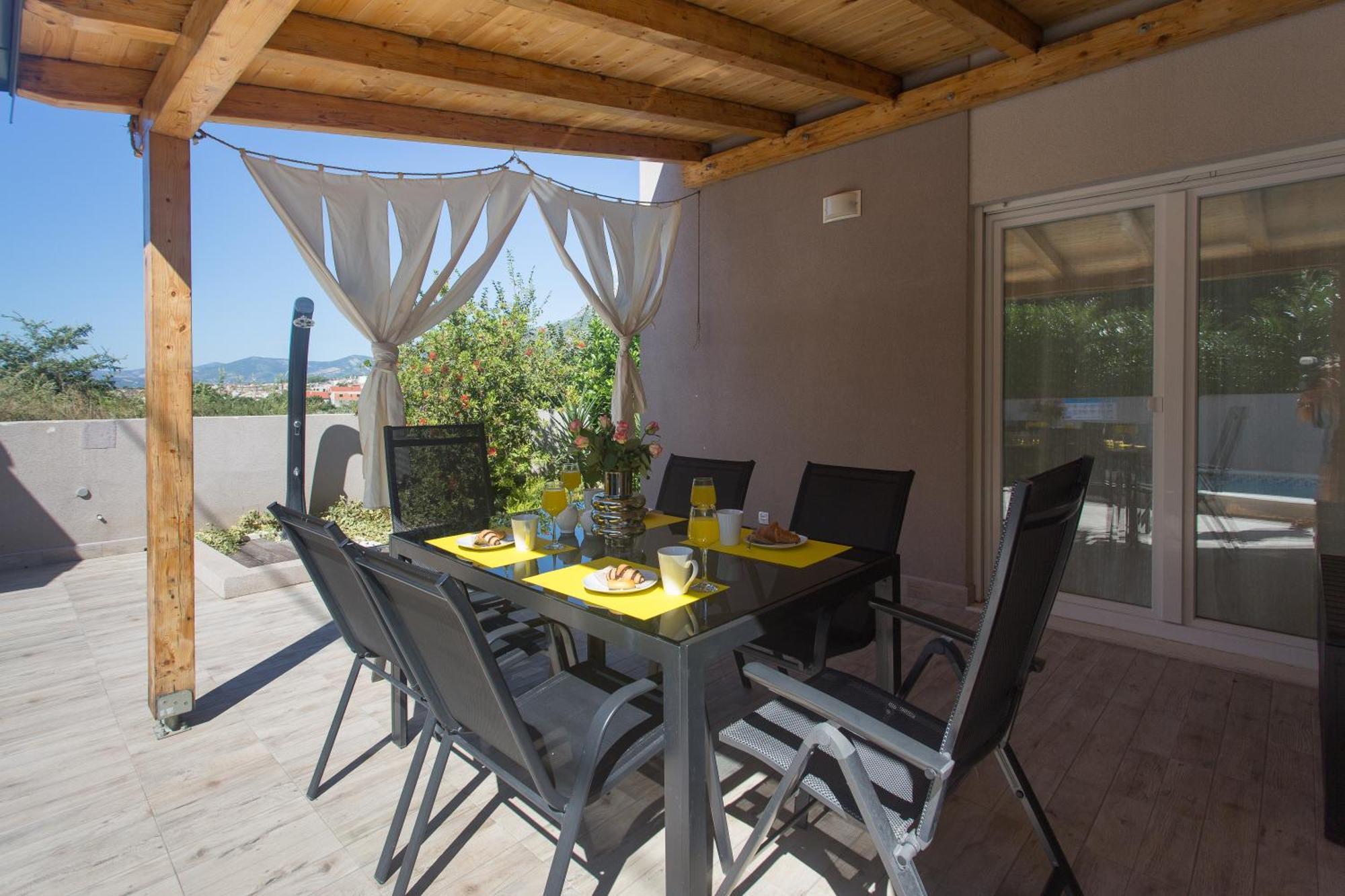 Life - New And Luxury Holiday House Kaštela Exterior foto