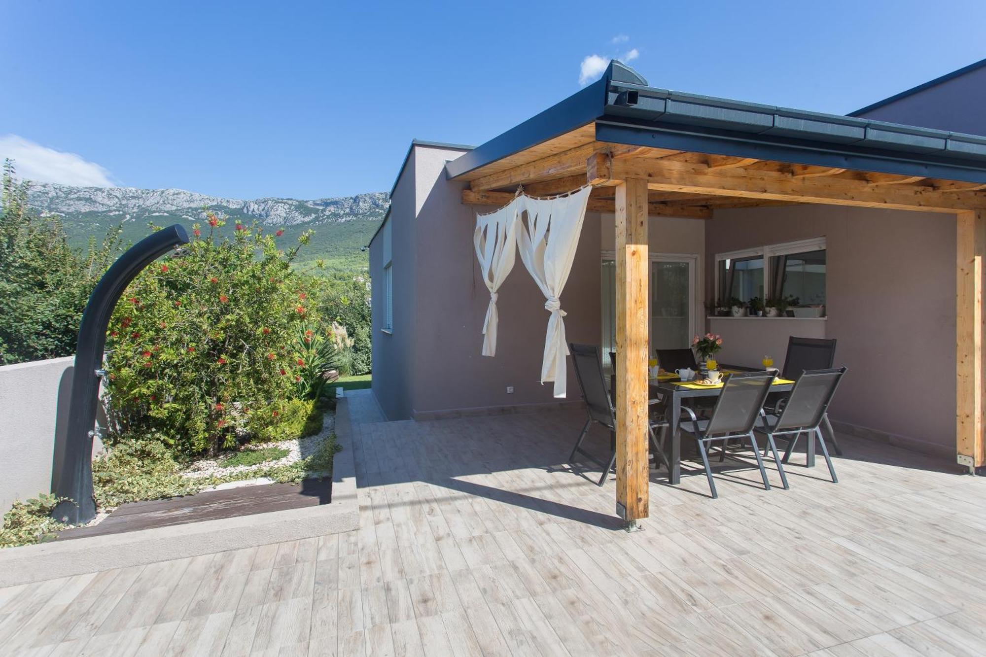 Life - New And Luxury Holiday House Kaštela Exterior foto