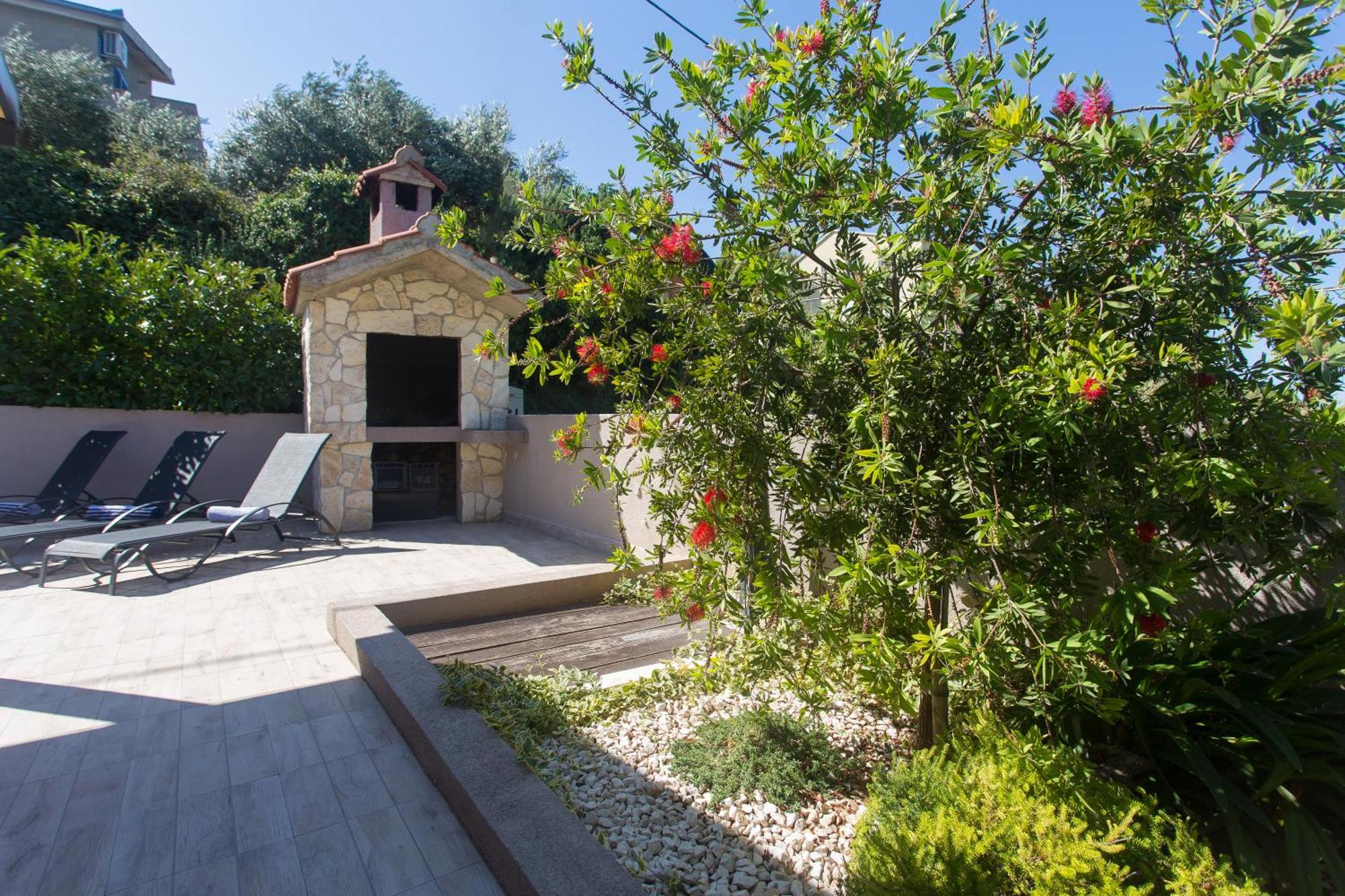 Life - New And Luxury Holiday House Kaštela Exterior foto
