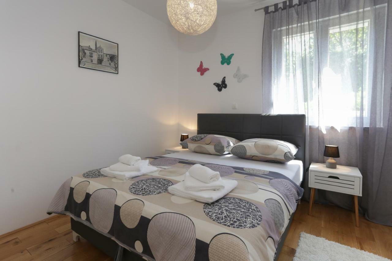 Life - New And Luxury Holiday House Kaštela Exterior foto