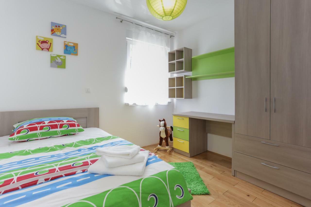 Life - New And Luxury Holiday House Kaštela Exterior foto